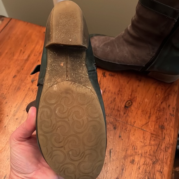 Pre-loved teal leather and grey suede Porto-fino boots - Picture 6 of 11